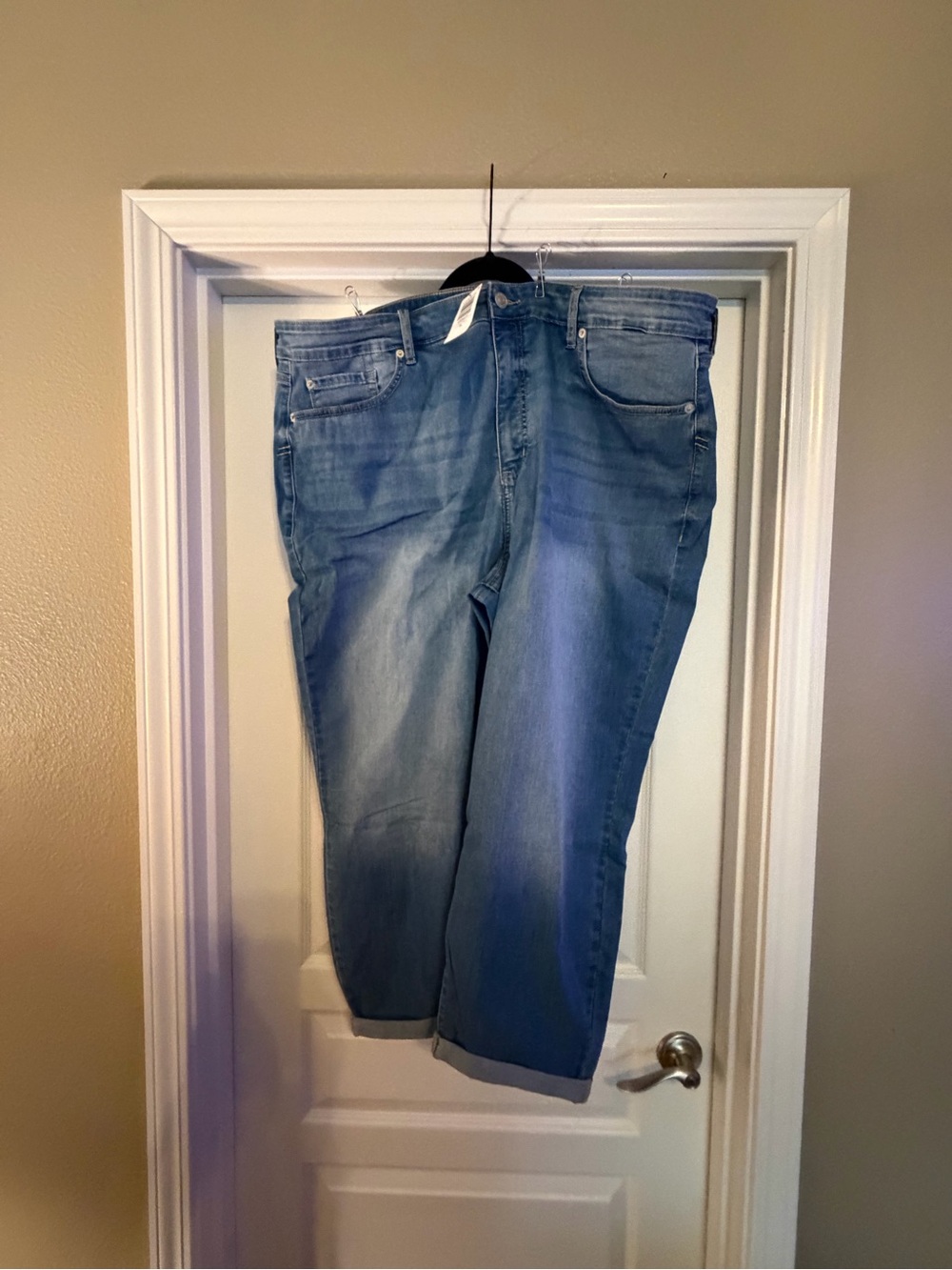 torrid Light Blue Relaxed Boyfriend crop Jeans
